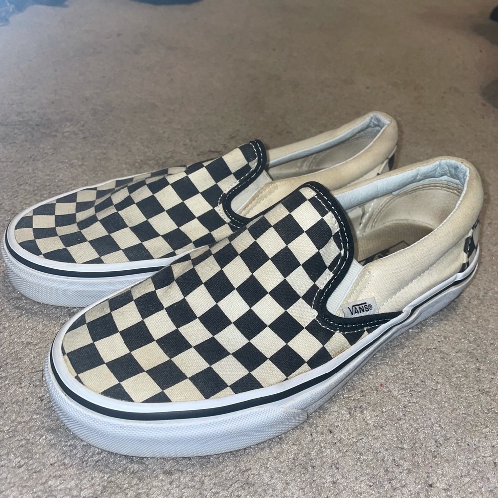 Checkered Slip-on VANS Size 8